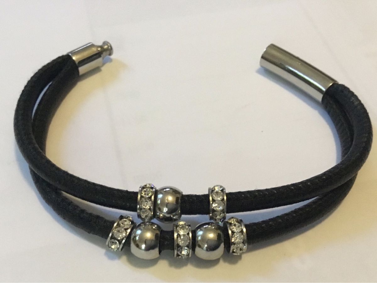 Armbänder & -reifen: Armband  – Gebraucht aus Schlieren von Jeajet 6