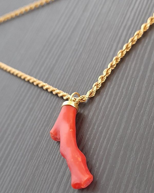 Pendentif Pieuvre En Corail Et Or 18 Carats - Bijou Occasion Unique