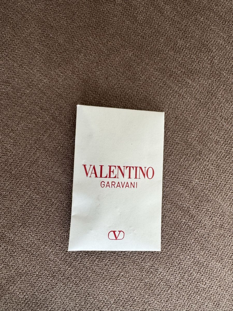 Valentino Taschen für Damen: Valentino Rockstud Tote - medium - like new – Neu (gemäss Beschreibung) aus Zürich von Benutzername-B 9