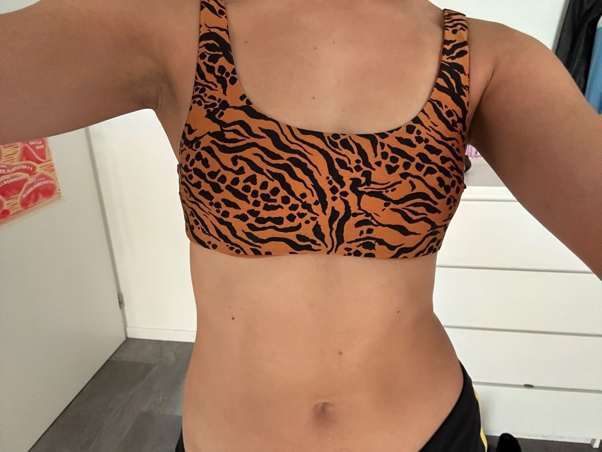Badekleider & Bikinis: Leoprint (Bikini) Top, grösse xs/S – Gebraucht aus Bern von ser_6vm5 1