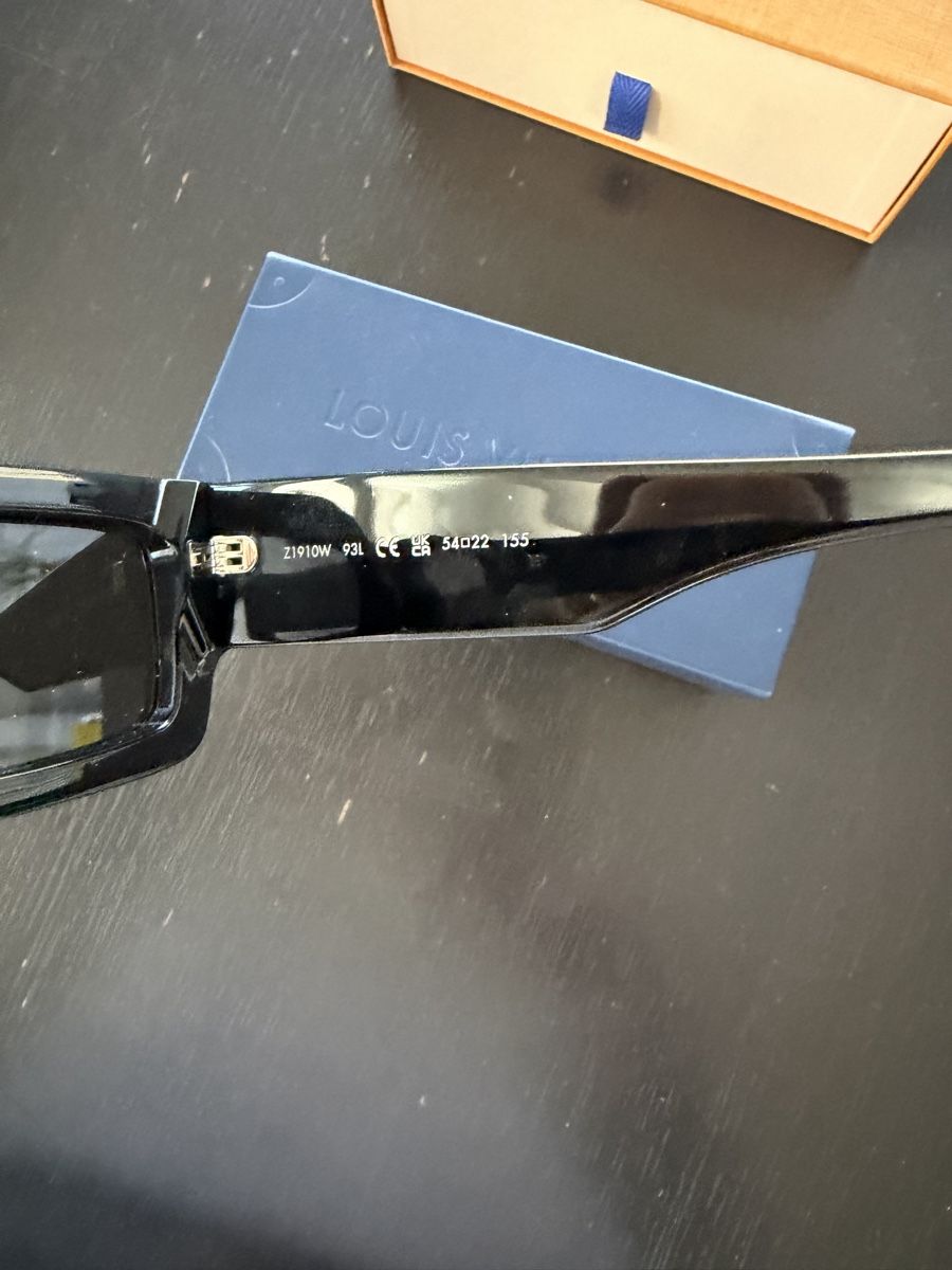 Louis Vuitton Occhiali & Lenti: Lunettes de soleil Louis Vuitton – Nuovo (secondo la descrizione) da Conthey venduto da LuCavalli 5