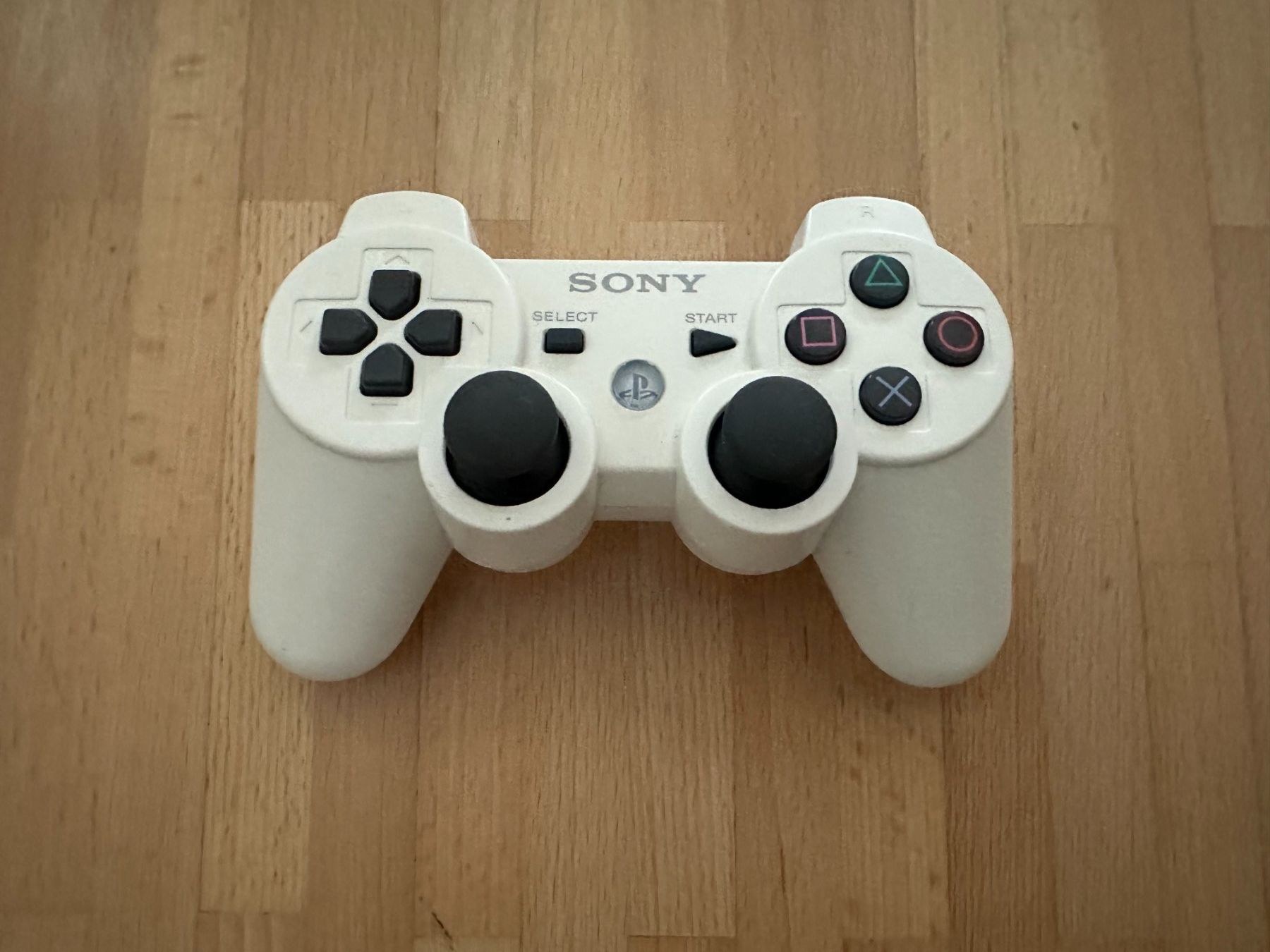 Sony Console: PS 3 Slim Konsole Weiss + Controller + Kabel – Usato da Nussbaumen AG venduto da Dika-Shop 2