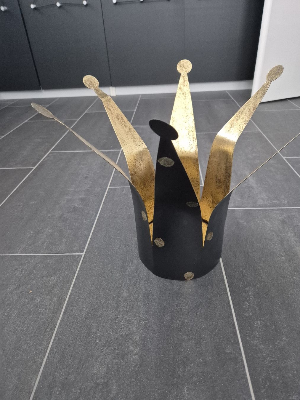 Tutte le decorazioni: Krone metal – Usato da Würenlingen venduto da kuh33 2