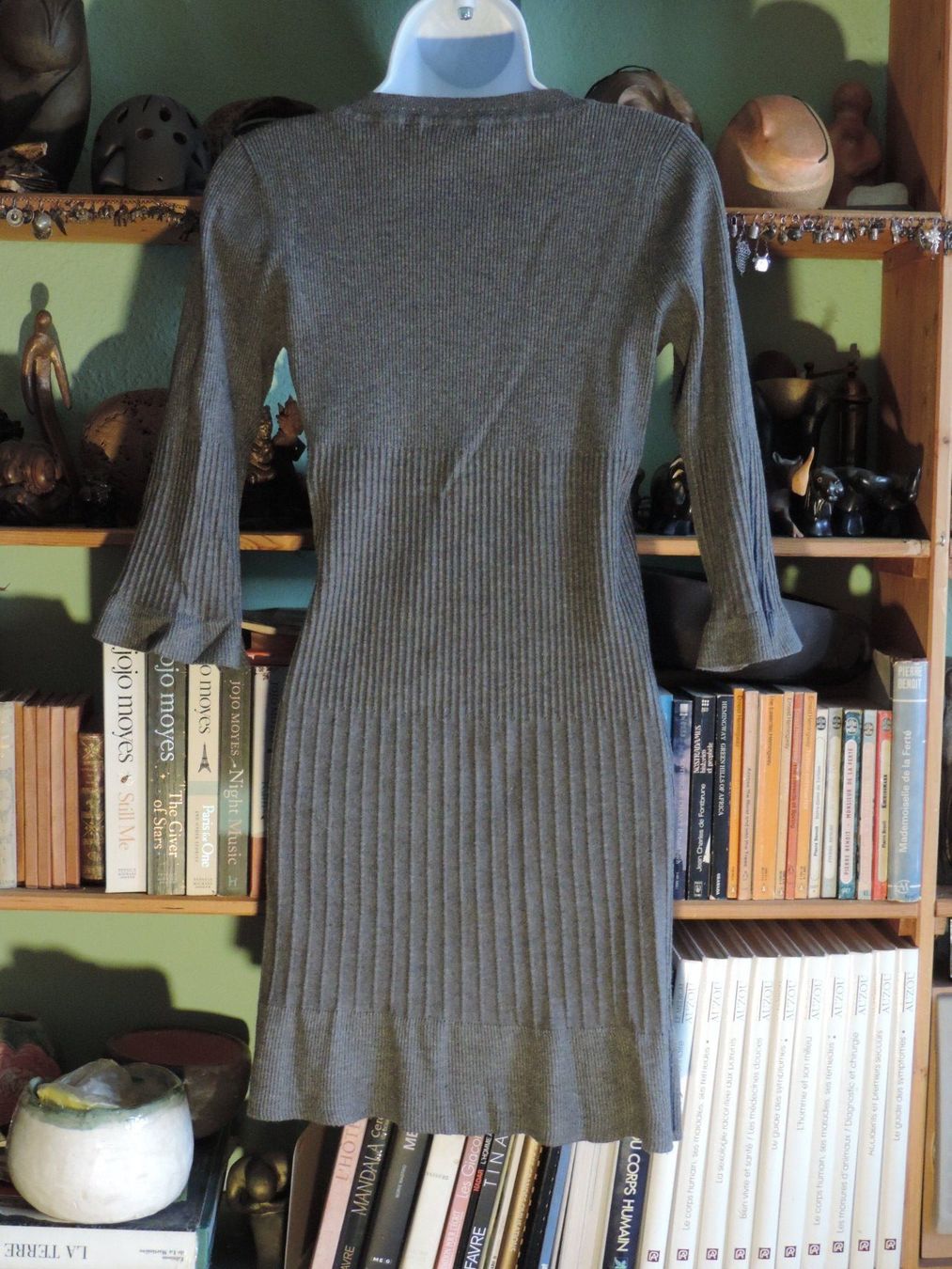 Vestiti: robe grise avec sac – Usato da Genève venduto da Axelle333 6