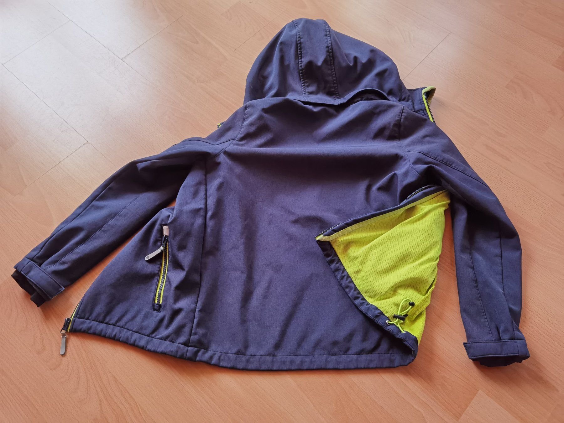 Giacche: Softshelljacke_Gr.152 – Usato da Roggwil BE venduto da mocca01 3