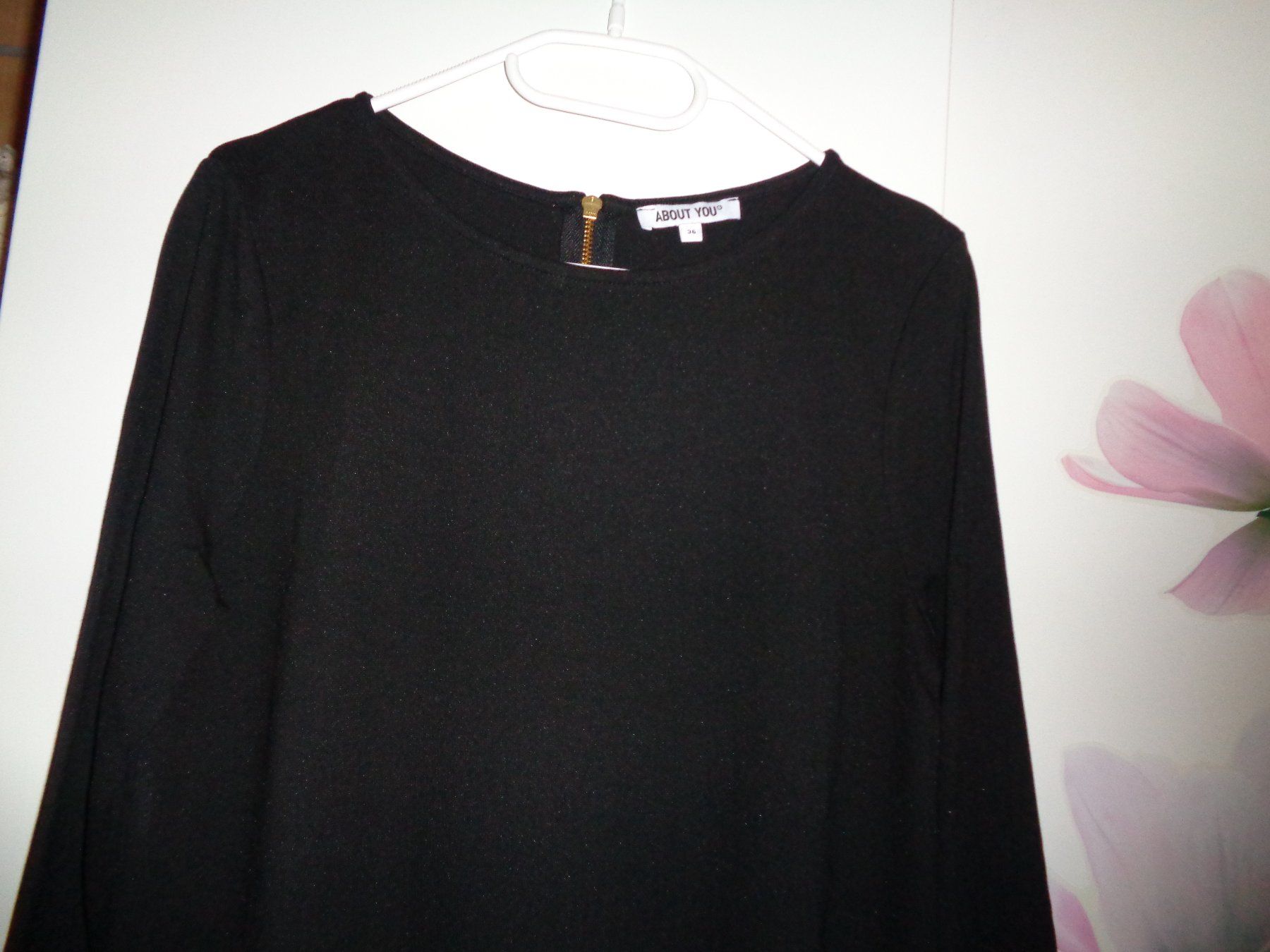 Kleider: *** Stretchiges Kleid *** / von About You – Neu (gemäss Beschreibung) aus Othmarsingen von Leuchtturmlady 2