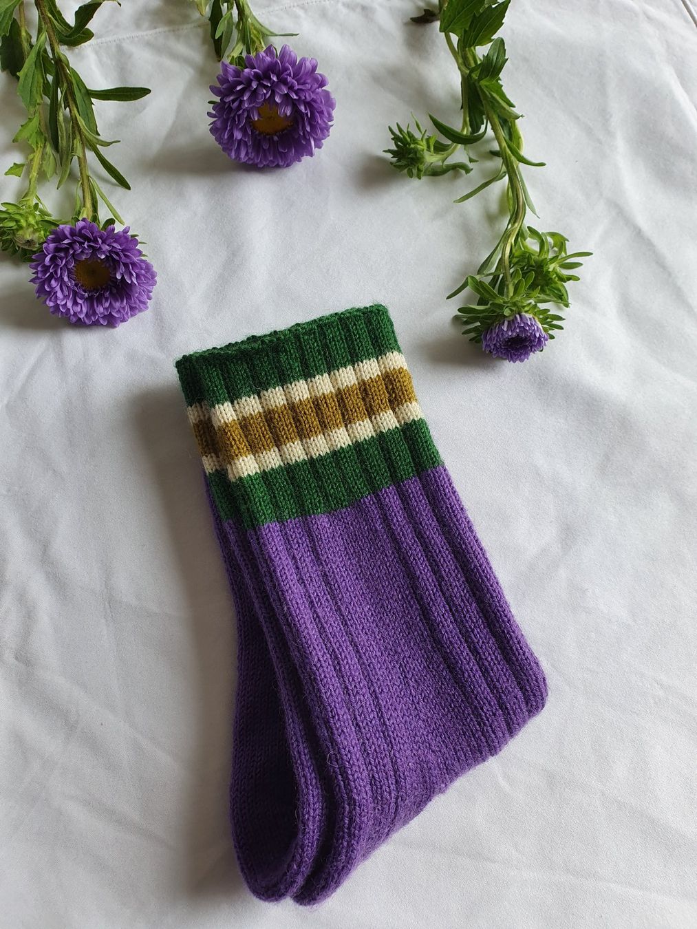 Socken: Handgestrickte Socken, Gr. 38/39, Wollsocken, Geschenk – Neu und originalverpackt aus Neunkirch von Sandramay 2