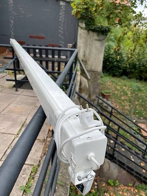 Home cinéma: Motorisierte Projektionsleinwand – D'occasion à Langendorf par ald_7gdj 2
