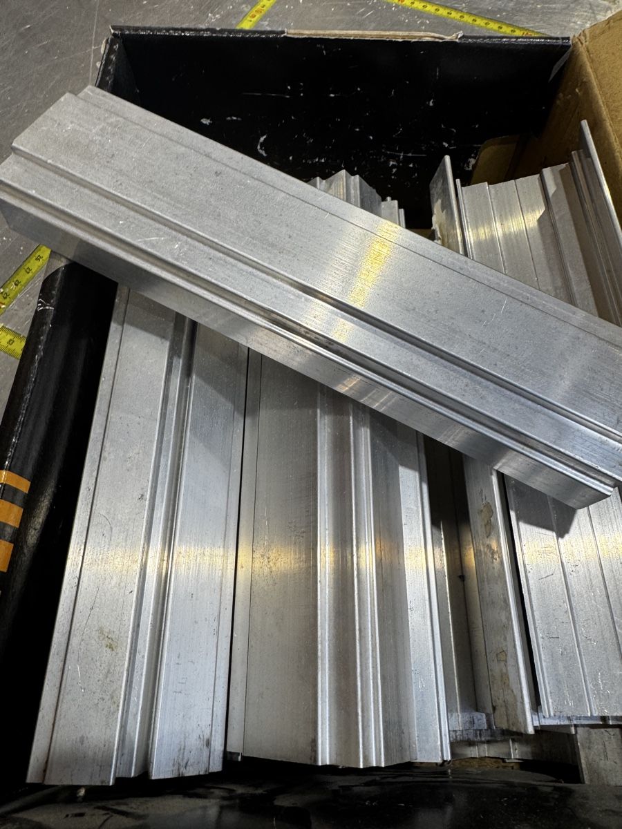 Eisenwaren: Alu Systemverbinder Eurotec – Neu (gemäss Beschreibung) aus Biberist von Boumi_73