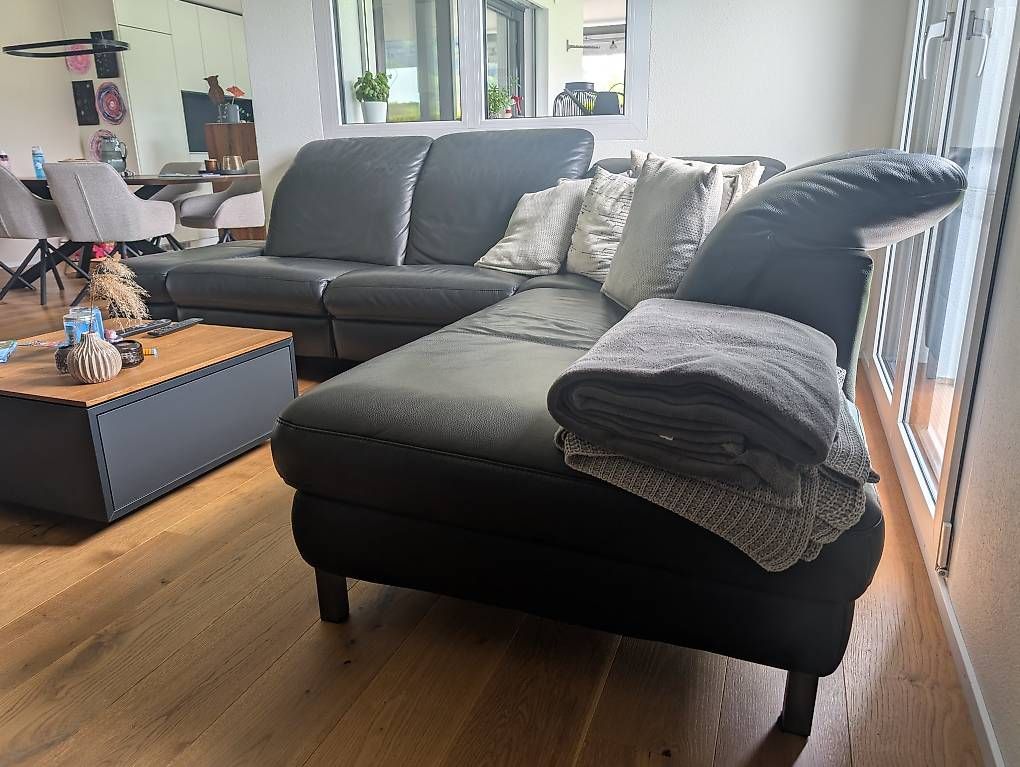 Sofas: Echtleder-Sofa – D'occasion à Morgarten par Amgwerd02 2