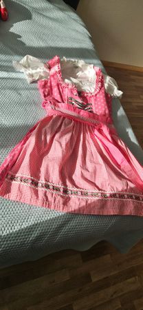 Dirndl Grösse 46