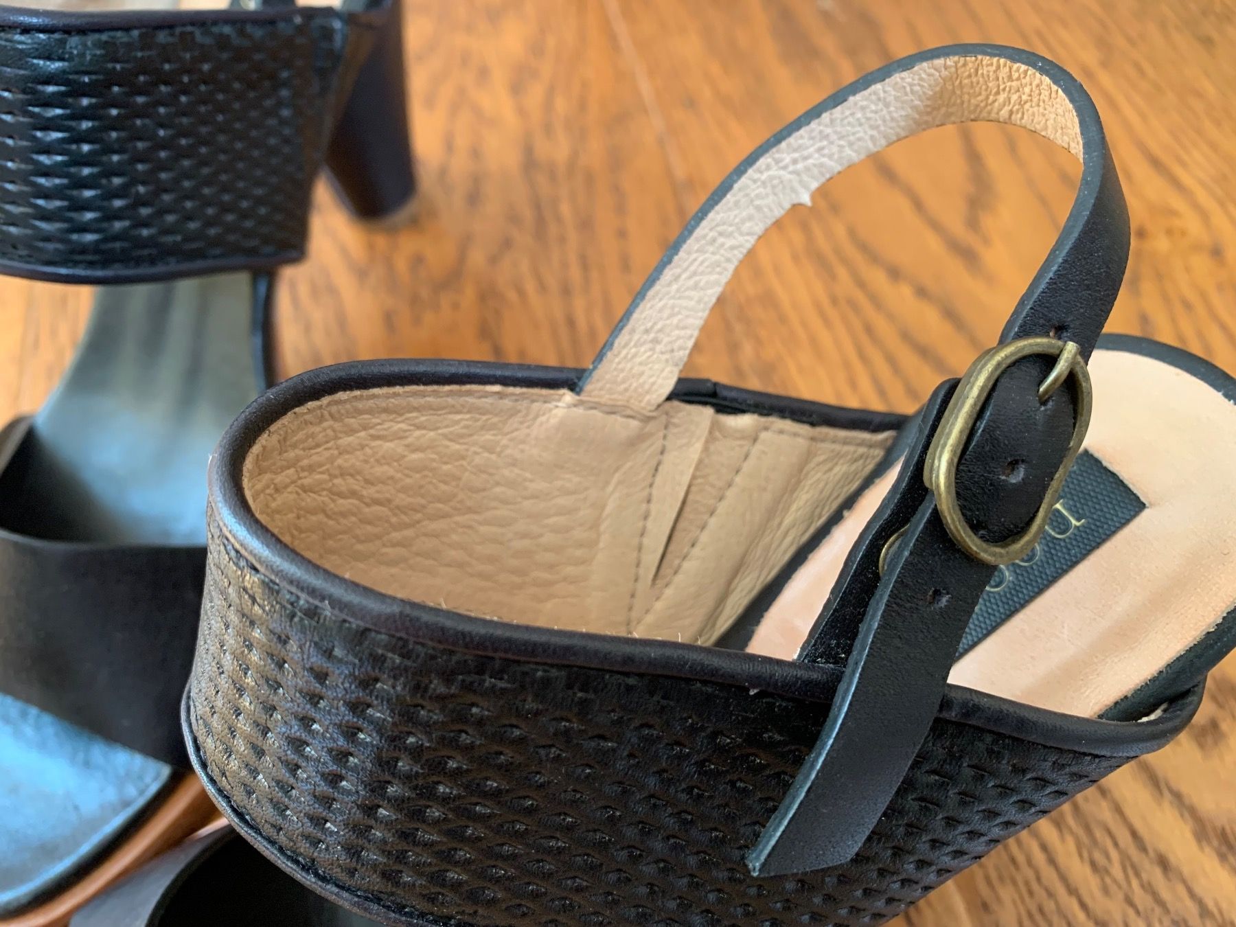 Neosens Scarpe da donna: Neosens Montua 996 black Gr.37 – Nuovo (secondo la descrizione) da Zürich venduto da finsti 6