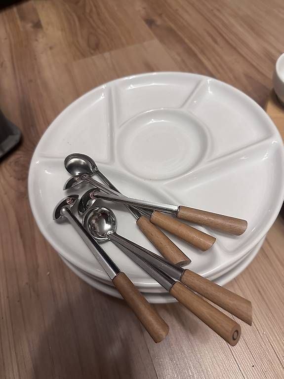 Set di piatti: Fondue Chinoise Set – Usato da Däniken SO venduto da Seat01 2
