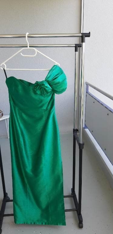 Vestiti: Abend-Gala-Kleid grün – Nuovo (secondo la descrizione) da Widnau venduto da Atlaslog