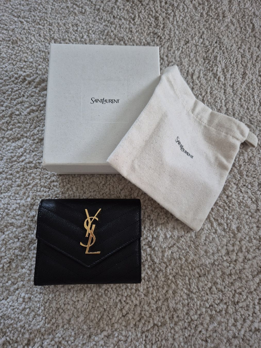 Saint Laurent Portamonete: SAINT LAURENT LEDERPORTEMONNAIE – Usato da Niederhelfenschwil venduto da usa001