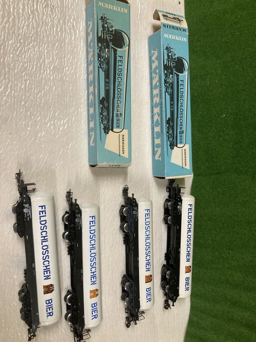 Märklin Modellini di ferrovie: 4 Feldschlösschen Bier waggen – Nuovo (secondo la descrizione) da Worben venduto da Kernbohrer