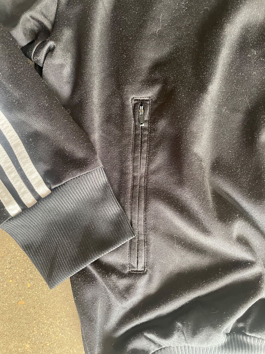 Giacche: Schwarze Adidas Jacke – Usato da Windisch venduto da orangepanter 4