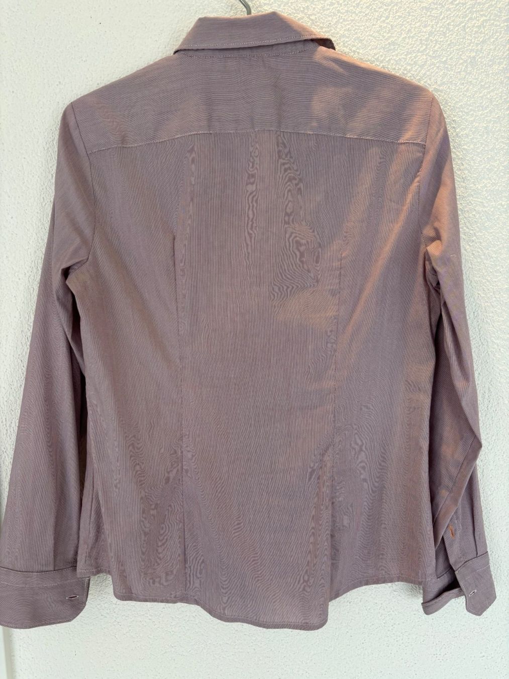 Benetton Blusen: Leicht tailliertes Damenhemd / Versand nur 2.- – Gebraucht aus Dübendorf von mon_p98h 1