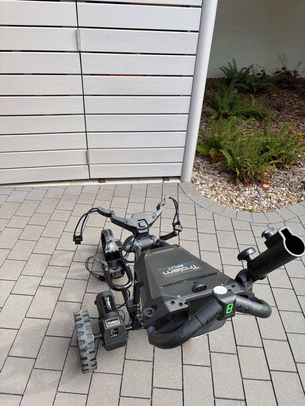 Trolley: Chariot de golf électrique – Nuovo e nell'imballaggio originale da Bulle venduto da sim_7g7w 2