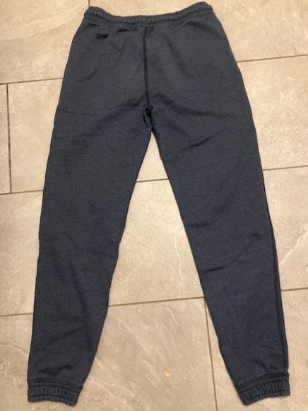 C&A Hosen: Trainerhose Jungen, Gr. 170 – Gebraucht aus Aathal-Seegräben von daso03 1