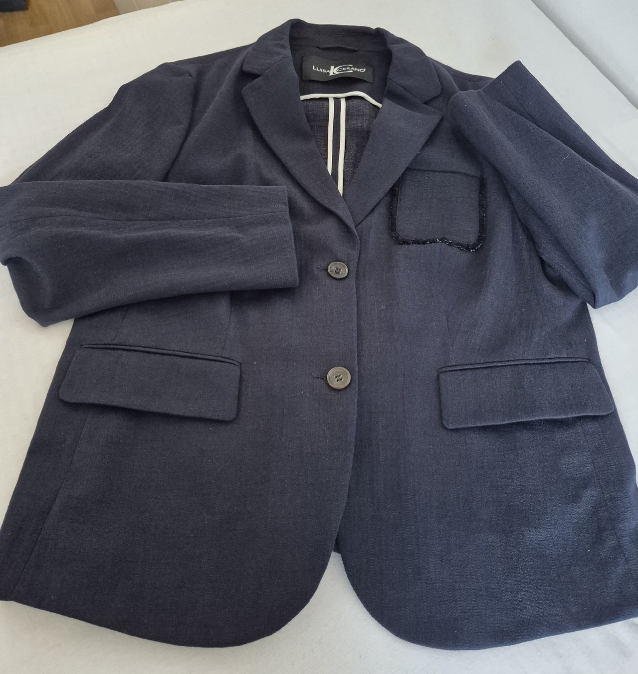 Luisa Cerano Completi & Tailleur: Luisa Cerano costume – Usato da Bern venduto da dasgesuchtobjekt 7