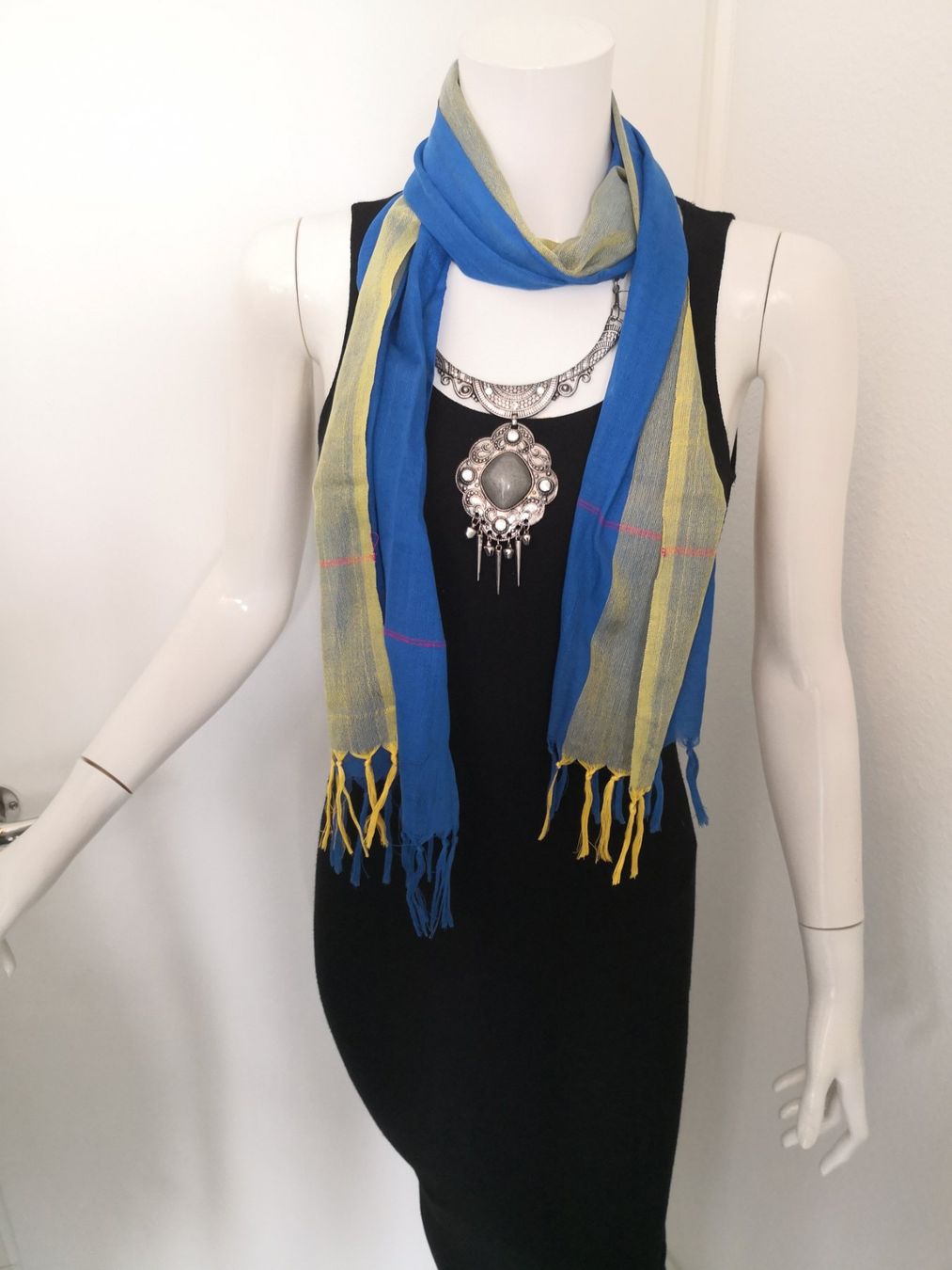 Foulard & Sciarpe: 🤩BOHO-CHIC SCHAL BLAU-GELB NEU – Nuovo (secondo la descrizione) da Olten venduto da Naja-Twins-Twins
