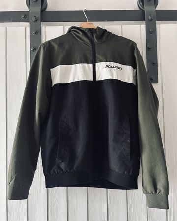 Jack & Jones Herren Jacke Gr. M - Top Zustand für Übergang