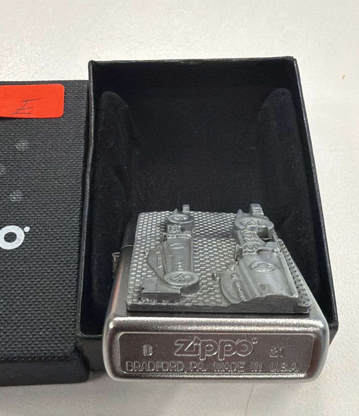 Zippo Accendini: ZIPPO FEUERZEUG – Nuovo (secondo la descrizione) da Zürich venduto da freioccasionen 4