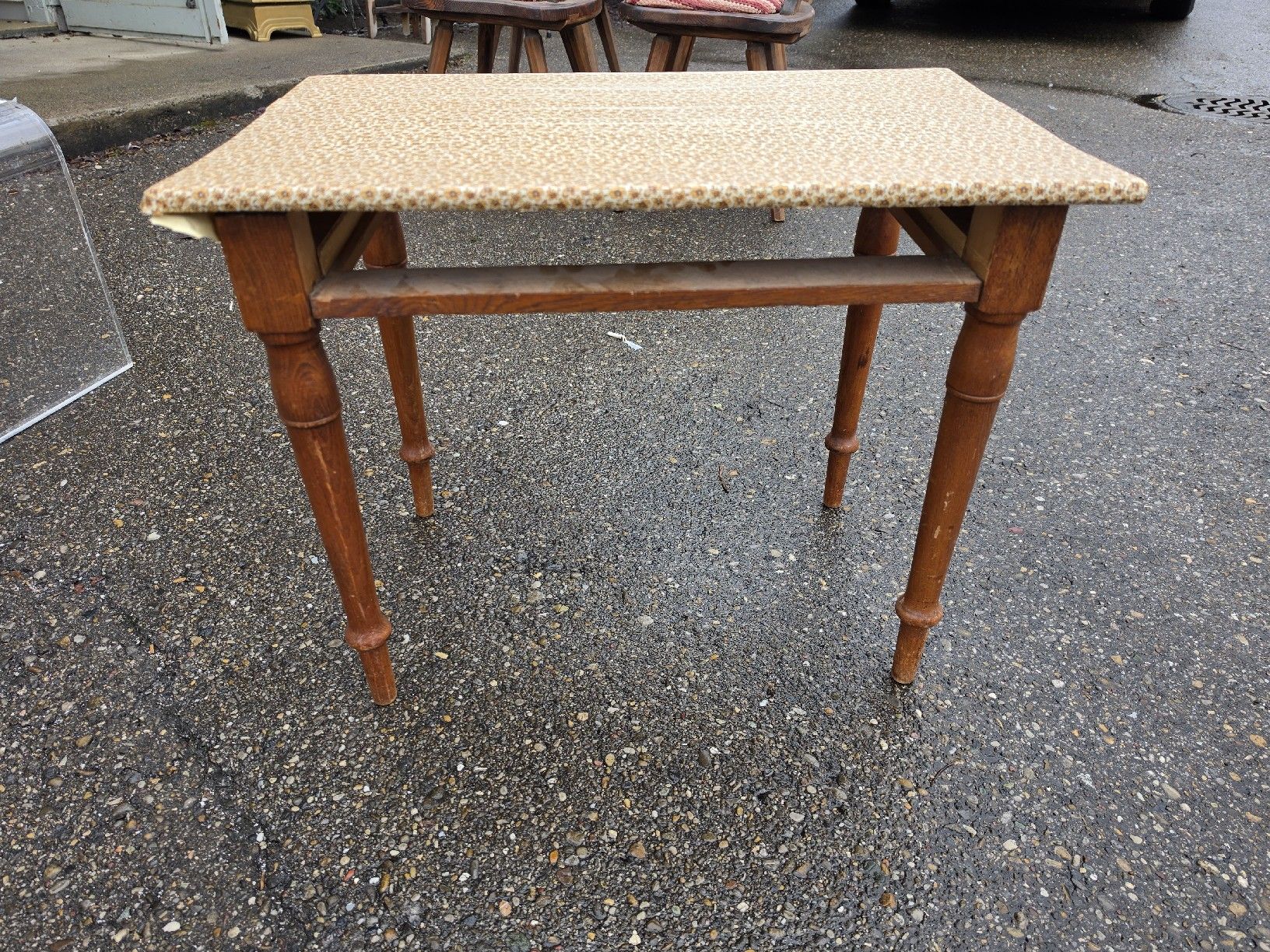 Tavoli: Antiker Tisch mit Musterplatte, Shabby Chic restorieren. – Usato da Mettlen venduto da elios0888 2