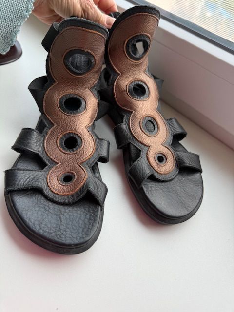 Arche Scarpe da donna: Sandales Arche cuir, prix baissé – Nuovo (secondo la descrizione) da Enges venduto da cordec 2