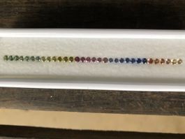 SAPHIRE Regenbogen (H) im Brilliantschliff  2.25mm = 2.08cts