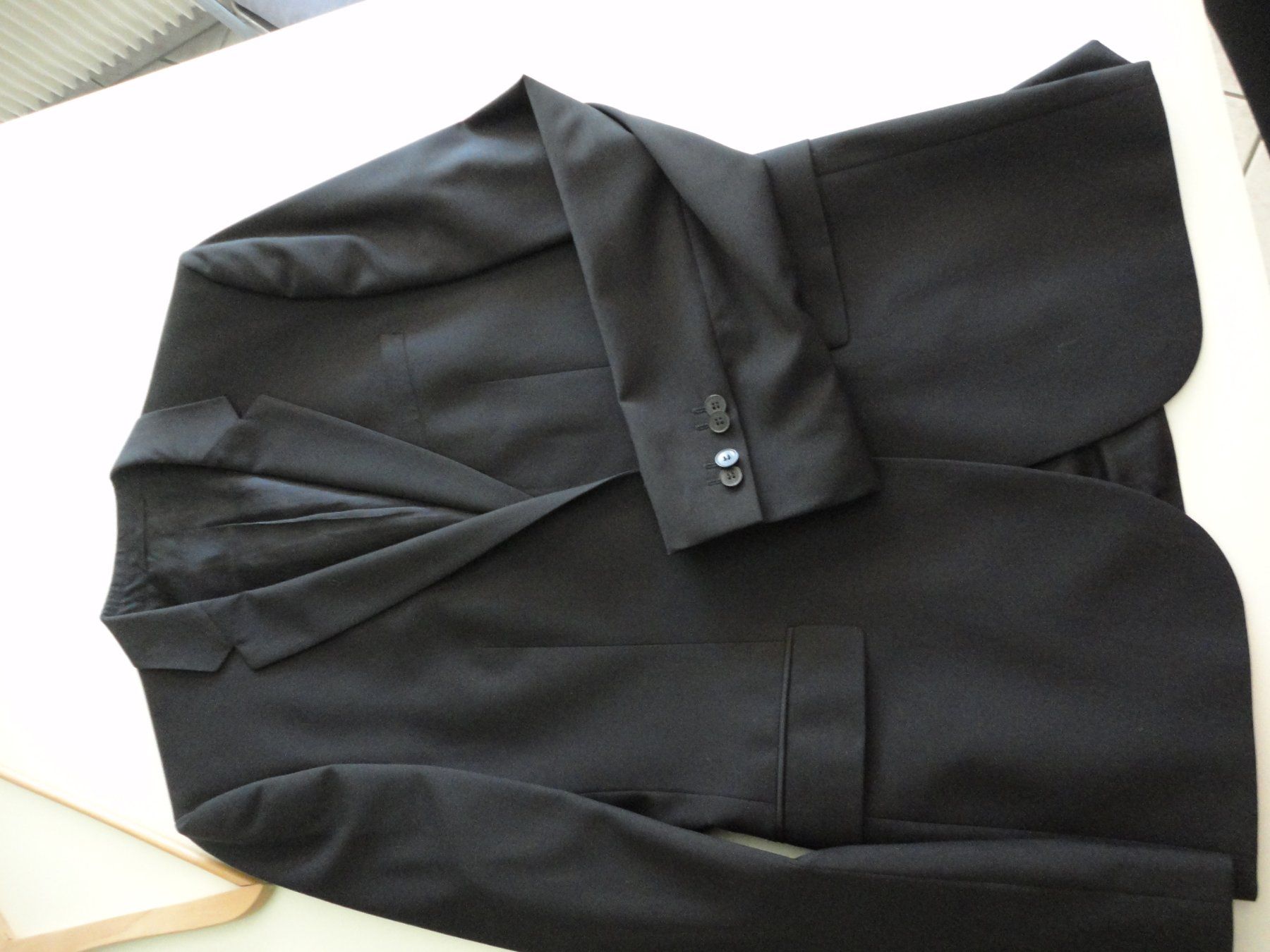 Hugo Boss Giacche: HUGO BOSS Sakko schwarz – Nuovo (secondo la descrizione) da Bonstetten venduto da nat_tv99 5