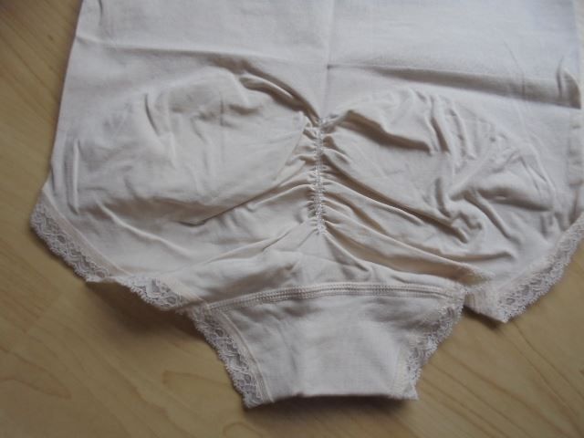 H&M Altra biancheria intima: Panty Haut Gr. M  originalverpackt – Nuovo e nell'imballaggio originale da Hinwil venduto da Glasperlen 3