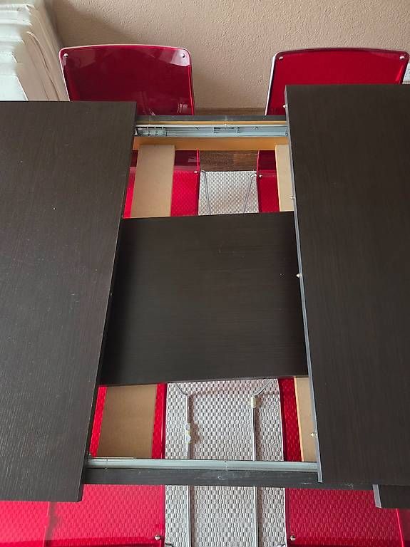Set tavolo e sedie: À vendre - Table à manger extensible et 6 chaises – Usato da Begnins venduto da Lmartino76 2