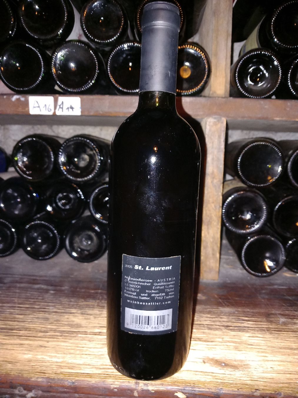 Vino: St laurent sattler autriche 2005 – Nuovo e nell'imballaggio originale da Le locle venduto da juliensaran 3