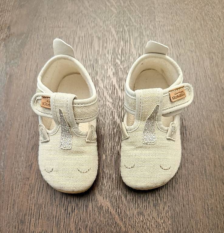 Schuhe für Jungen: Hausschuh Living Kitzbühel, Grösse 23 – Gebraucht aus Bottighofen von Verkauf_TG