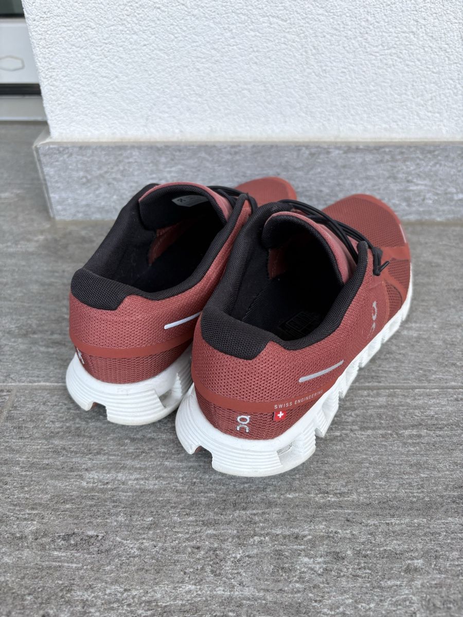On Damenschuhe: On cloud tg 40 – Gebraucht aus Giubiasco von cel_qlw7 4