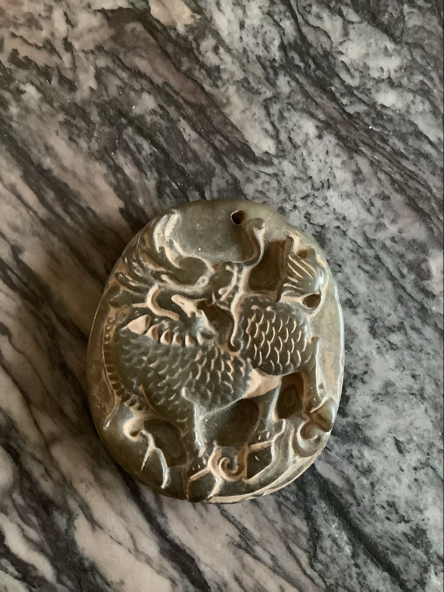 Ciondoli: Altes Jade Amulett – Usato da Zürich venduto da Albatros57