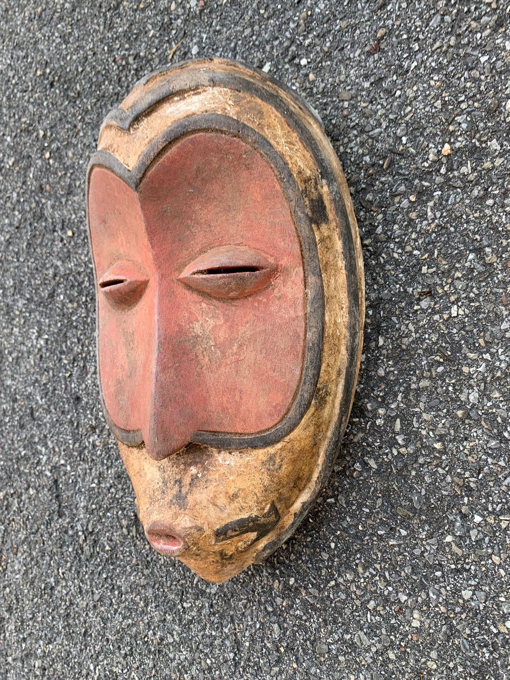 Internationale Kunst: Maske Holzmaske Kultmaske Tanzmaske aus Afrika – Gebraucht aus Belp von ric_xz59 2
