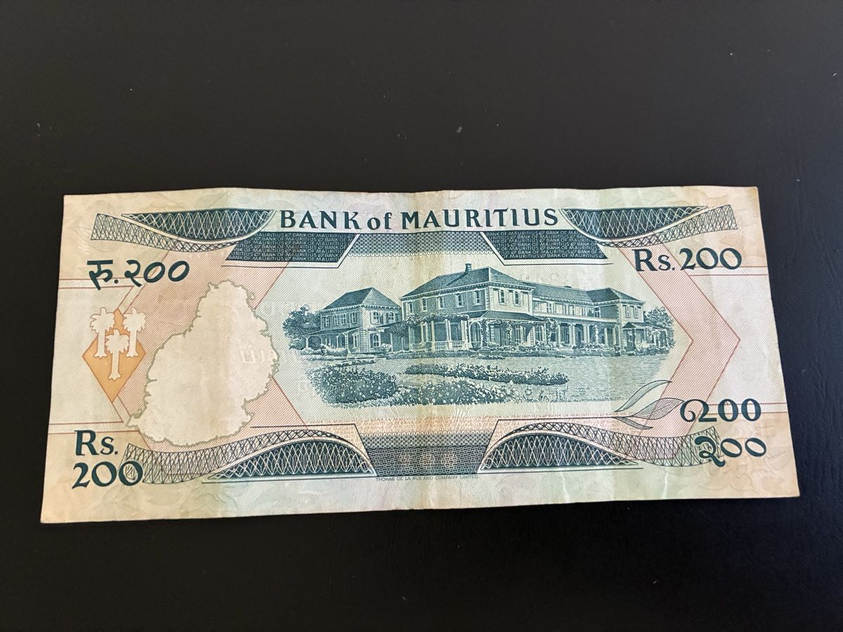 Billets de banque: 200 ruppes  – D'occasion à Dällikon par Woldbanknoten 2