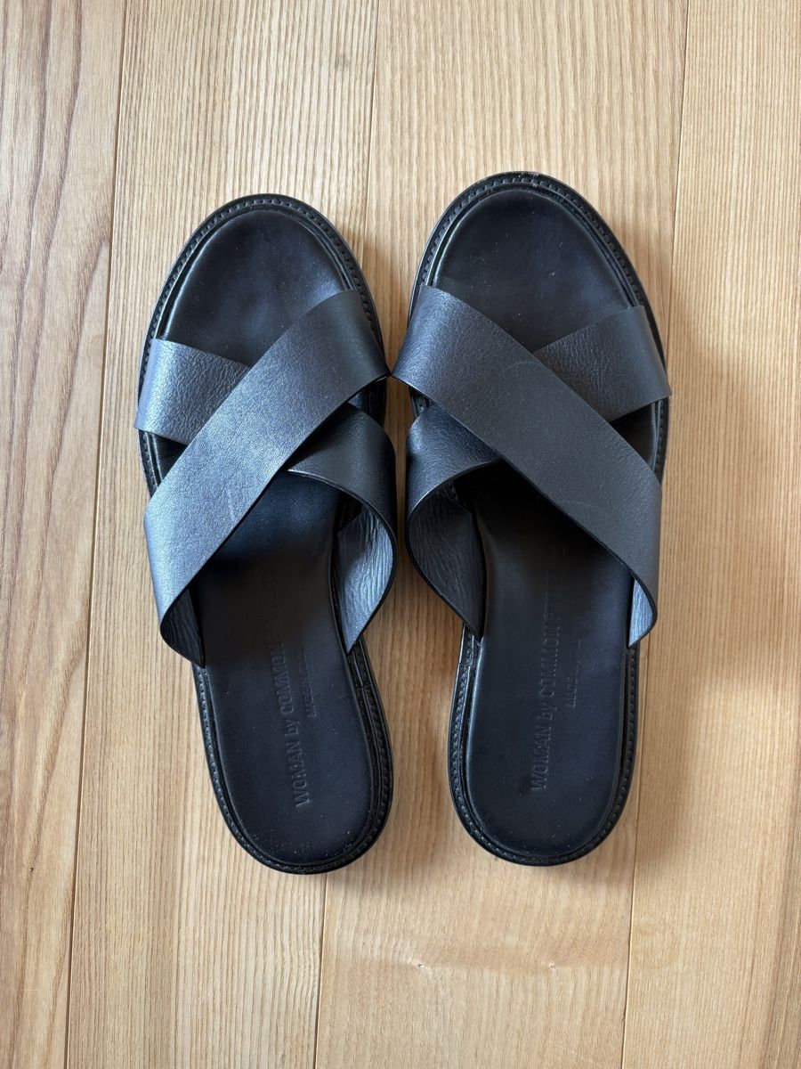 Scarpe da donna: Common Projects Ledersandalen Gr. 39 – Usato da Basel venduto da Magali82