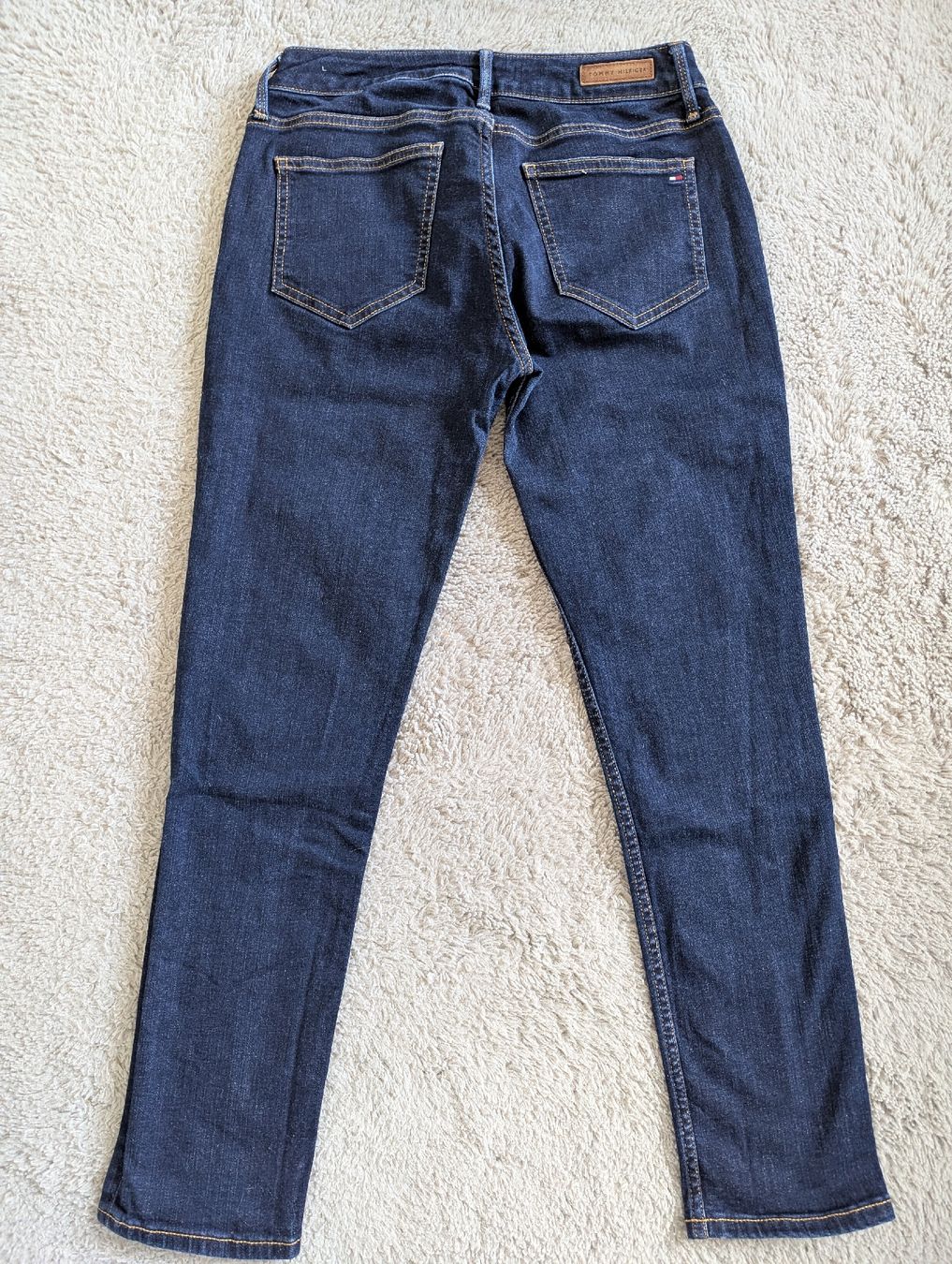 Tommy Hilfiger Jeans: jean tommy Hilfiger 38 – Usato da Montreux venduto da dem_gyt9 2