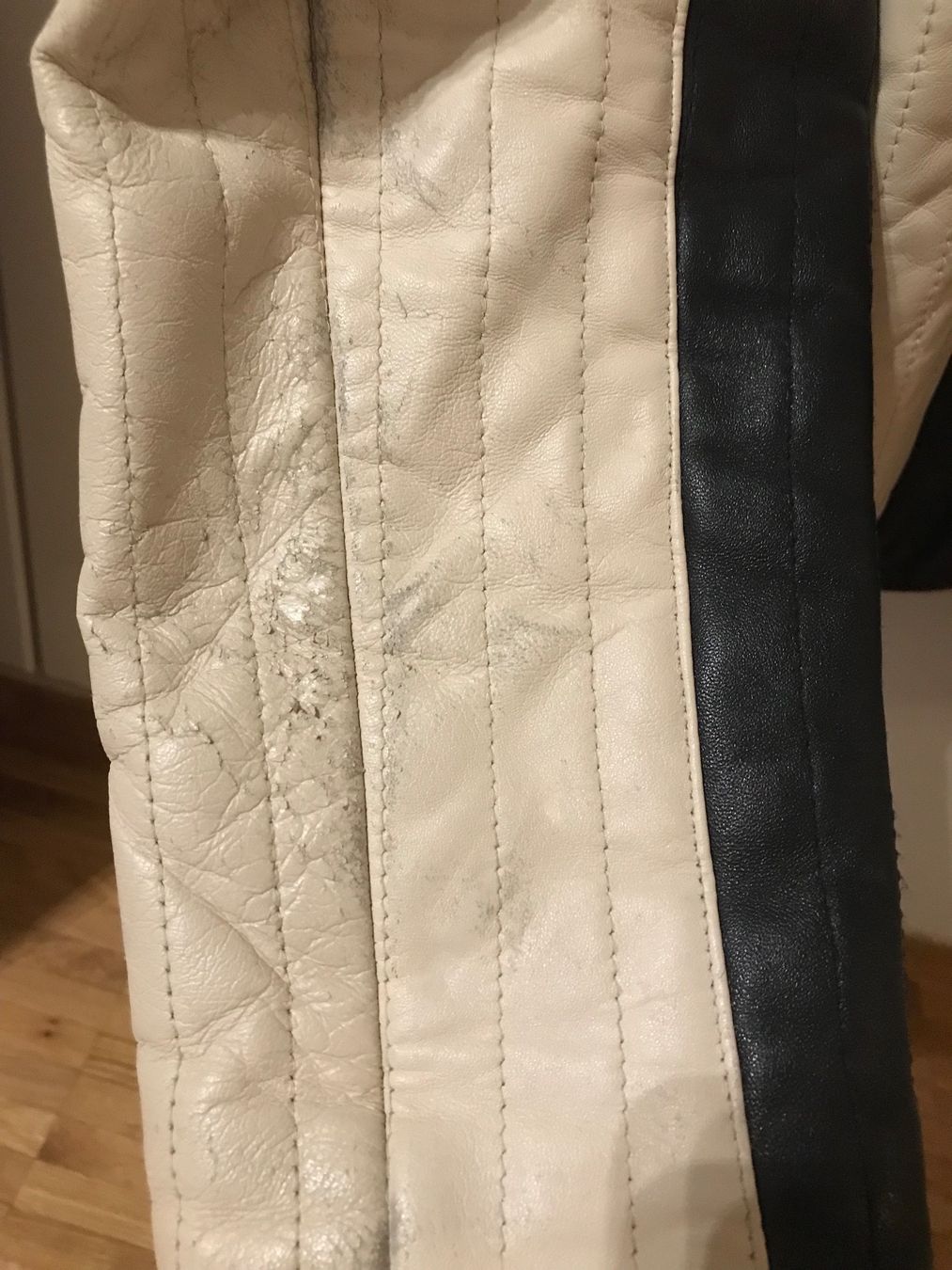 Jacken: Kunstlederjacke – Gebraucht aus Volketswil von ben_9s6x 3