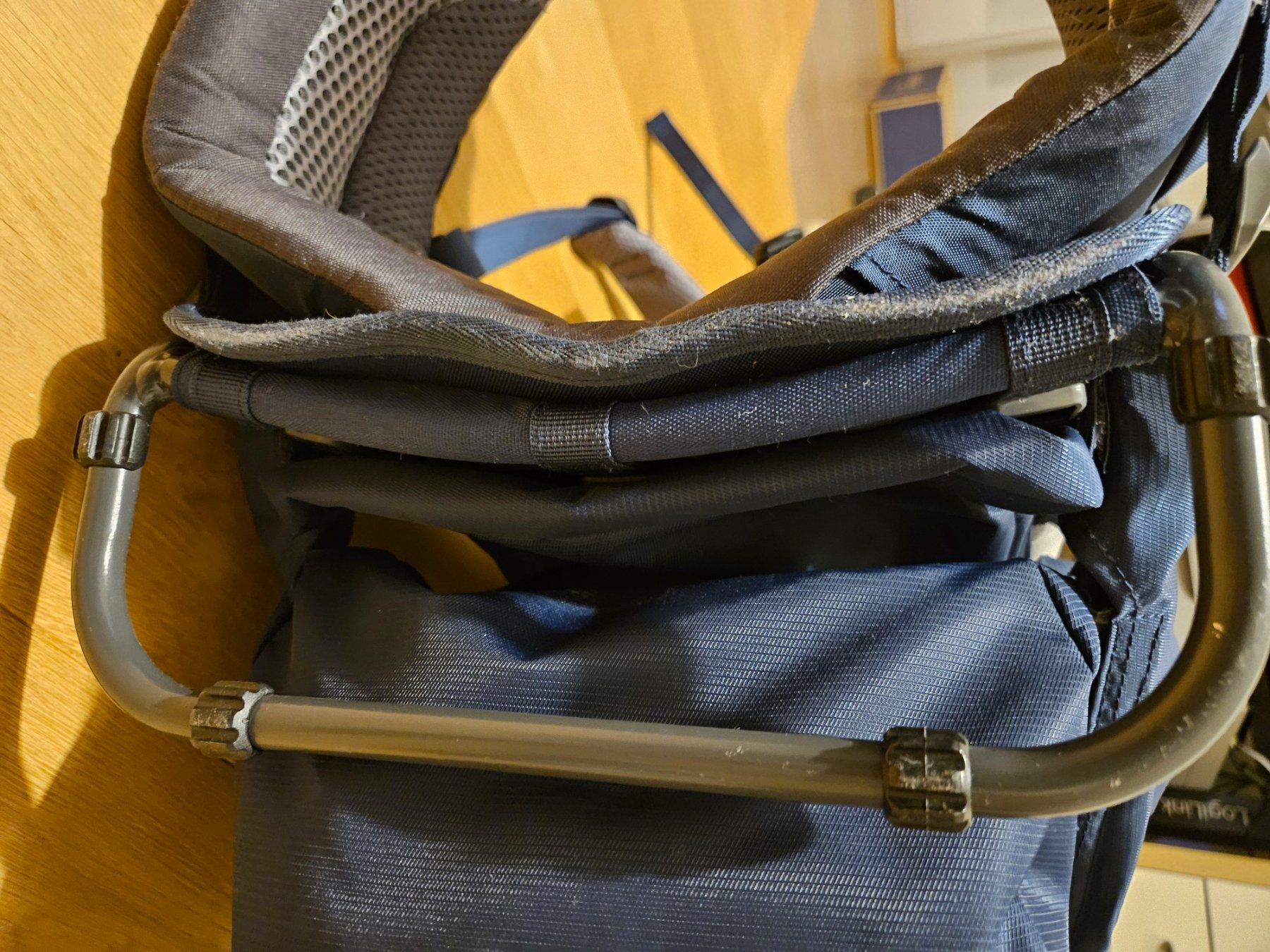 Deuter Marsupi portabebè: Deuter Kid Comfort Wanderrucksack – Usato da Wettingen venduto da iGex 4