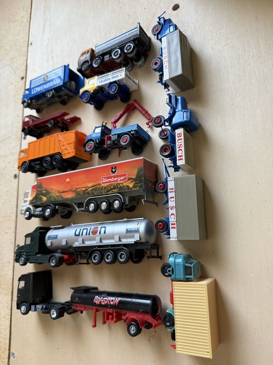 Herpa Kit di modellismo & Modellini statici: Divers modèles HO camions, LKW – Difettoso da Morrens VD venduto da YannD02 1