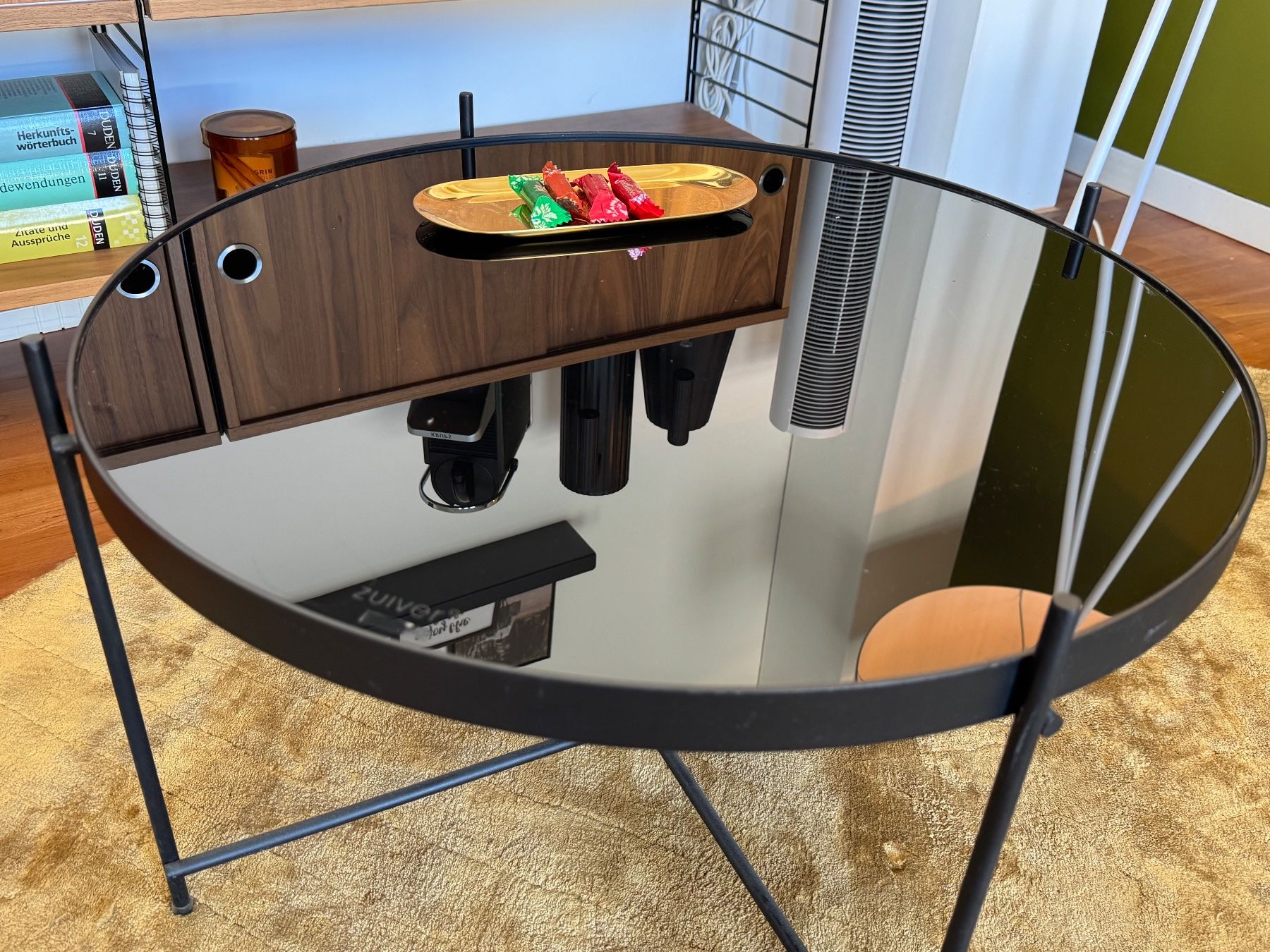 Tische: Design-Glastisch schwarz – Gebraucht aus Zumikon von v50_gqs8 1