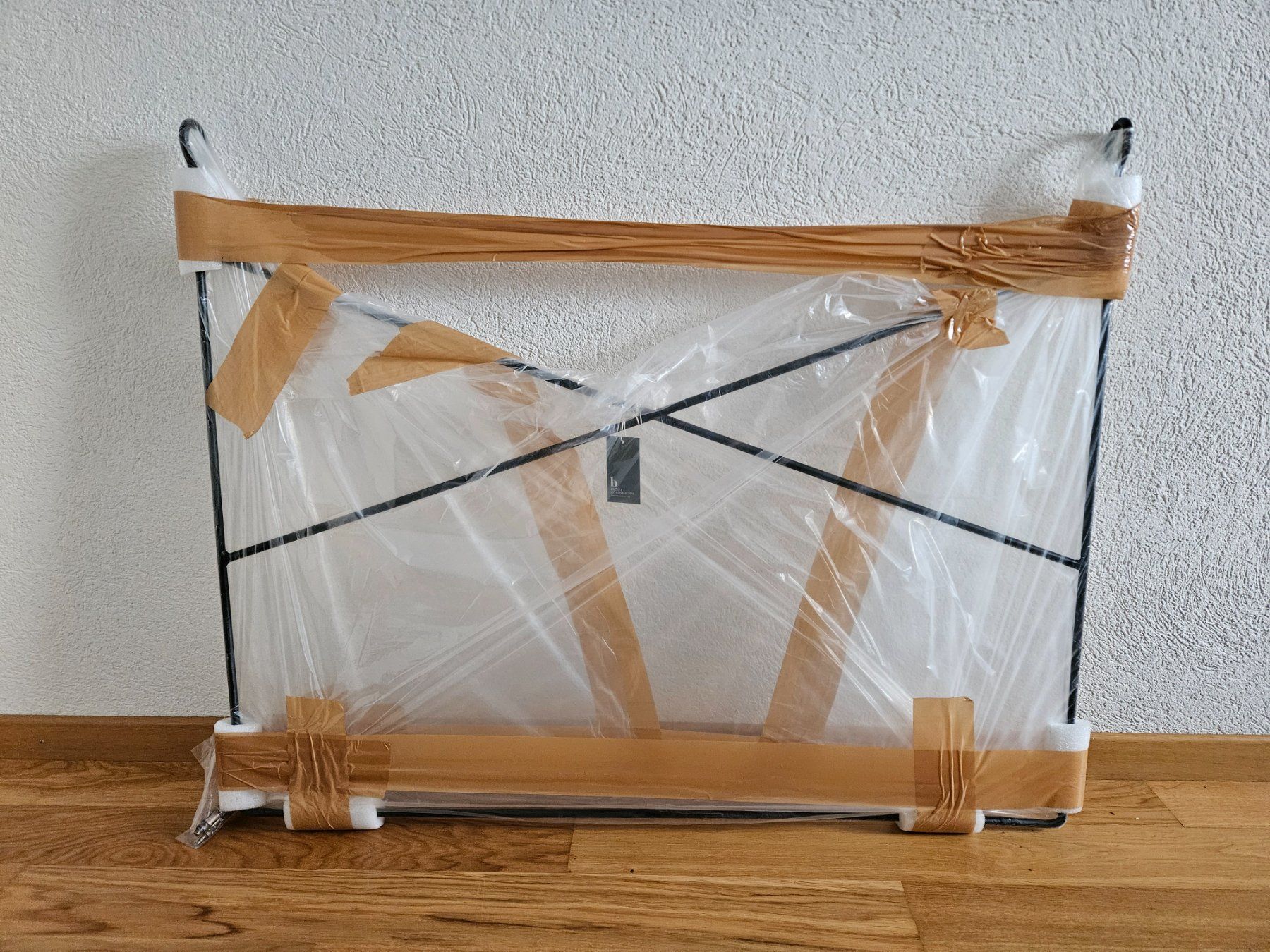 Regale: Broste Copenhagen: Hängeregal schwarz – Neu und originalverpackt aus Schaffhausen von sabrina915