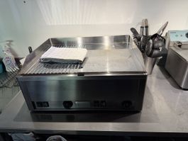Plaque de cuisson professionnelle (Plancha)