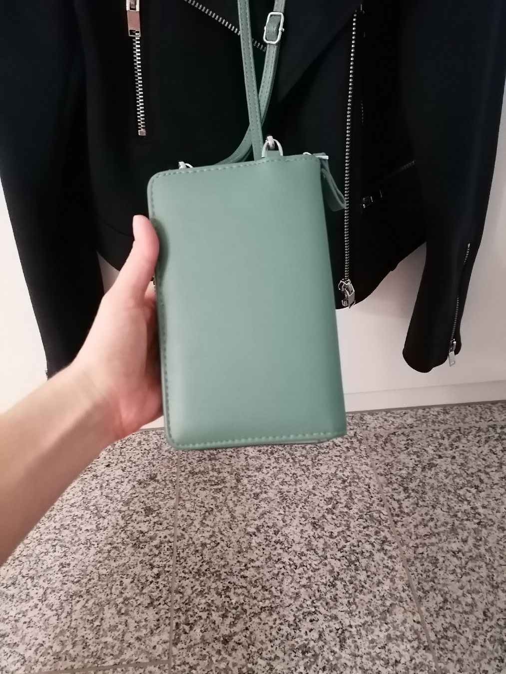 Borse da donna: Umhängetasche neu – Nuovo (secondo la descrizione) da Sempach venduto da .1SecondBrands. 1