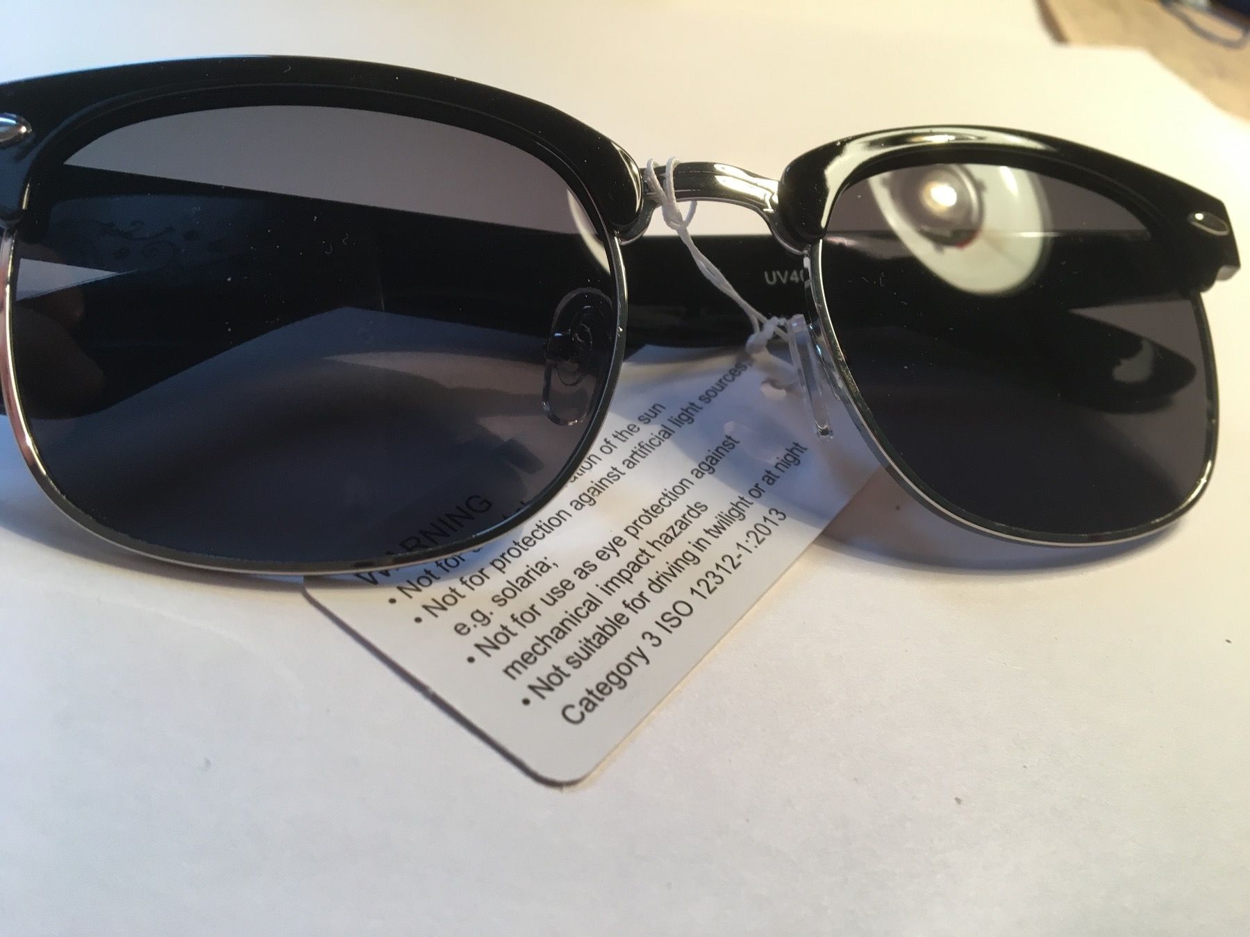 Occhiali & Lenti: Sonnenbrille neu – Usato da Arth venduto da Vrecam51 1